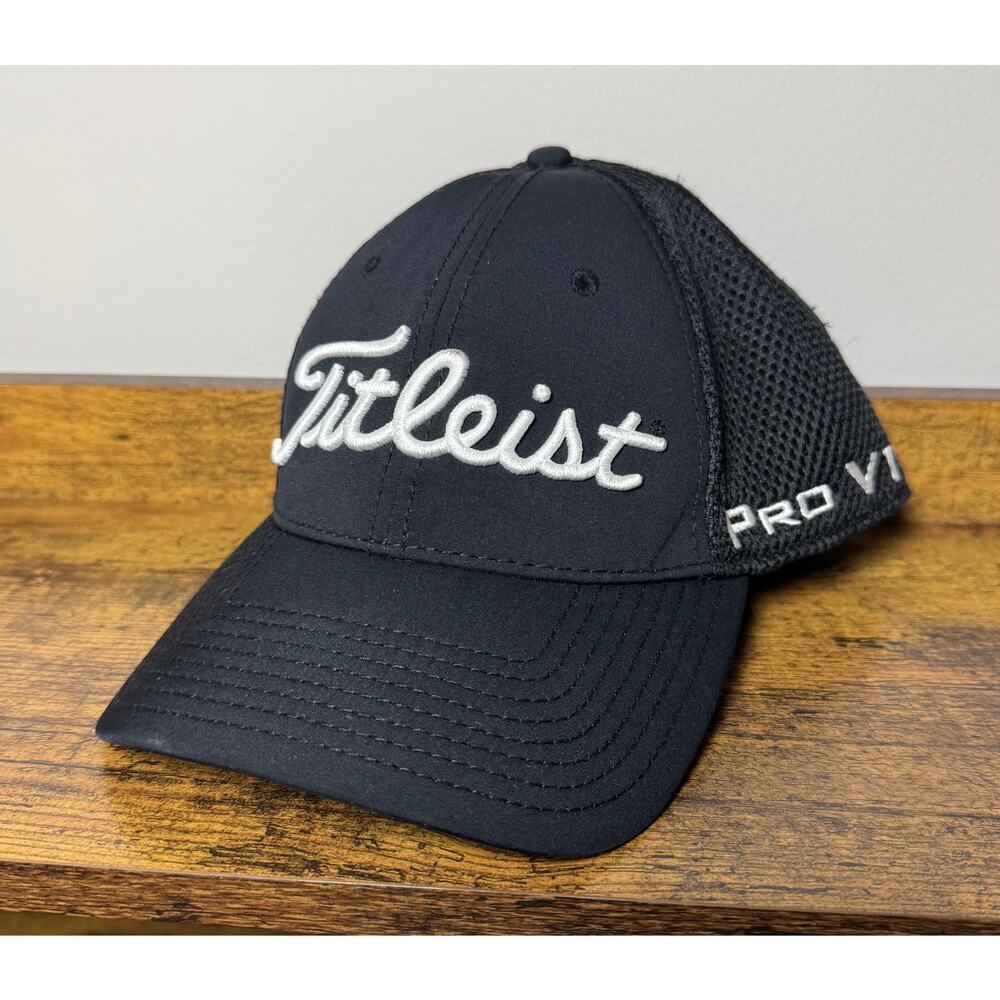 Titleist ProV1 FootJoy Black Med-Large Fitted New Era Hat Golf Stretch
